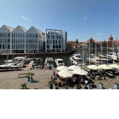 Marina Apartment Blanco