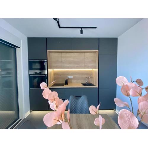 Marina Bay - Exclusive Apartment with Private Pool and Adriatic Sea View