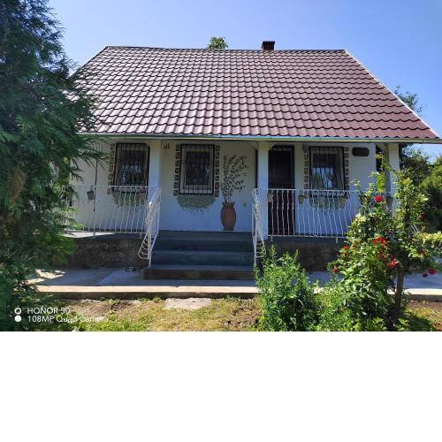 Marina Cottage