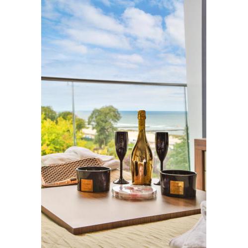 Marine Hotel apartament prywatny studio widok na morze basen sauna jacuzzi 5 piętro