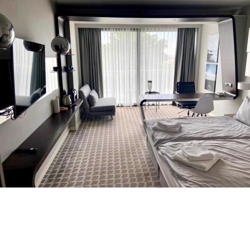 Marine Hotel Apartment 216 SeaView