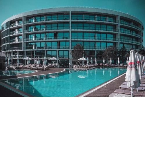 Marine Residence