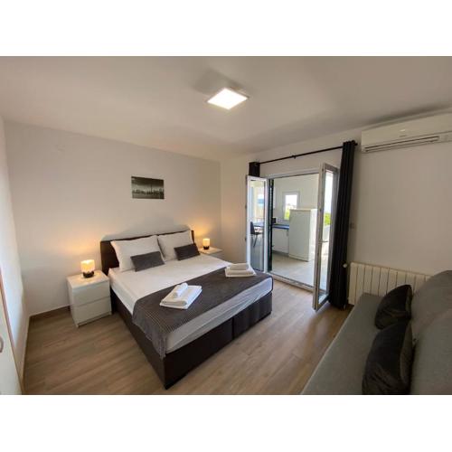 Maritom Apartments