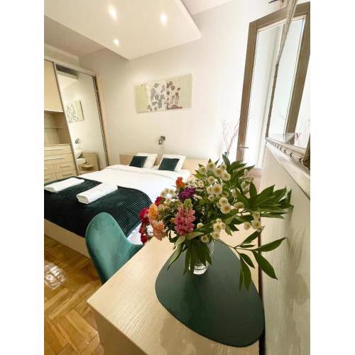 Marka Apartment 8