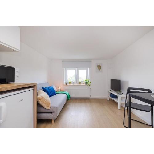 Marymoncka 61A studio A i B SuperApart