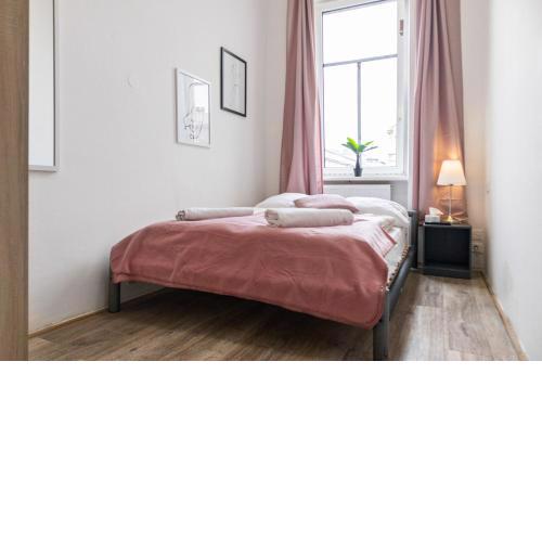 Massive 6BR Apartment at Millenium City for big Groups