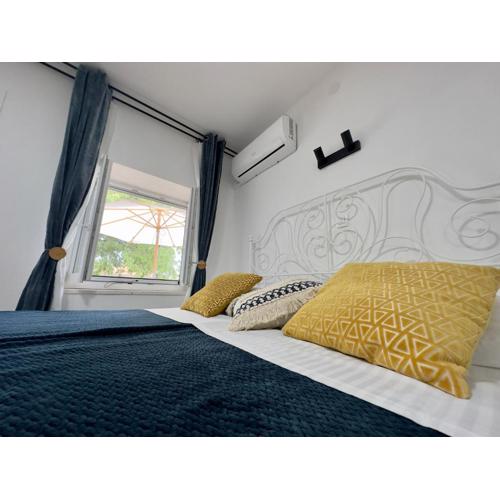 Matek family & studio apartment Rovanjska