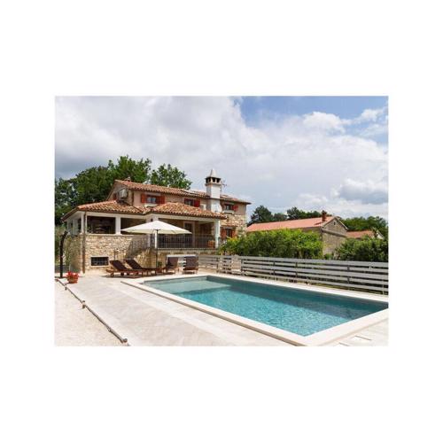 Matija Comfortable holiday residence