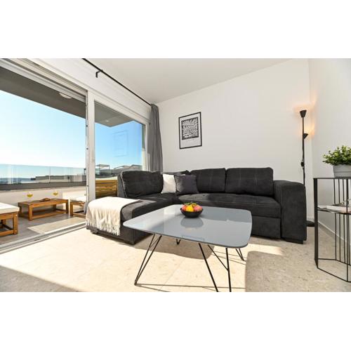 MAV Apt, New, Modern, near old town, free parking