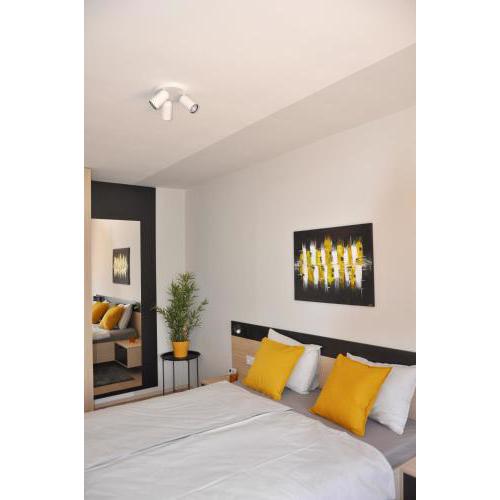 MAXIM Apartments