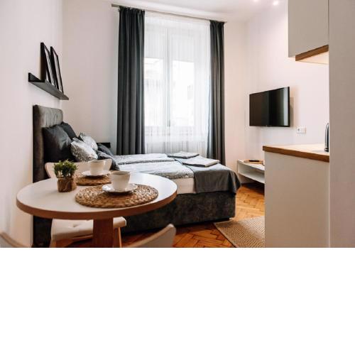 Memory Apartments
