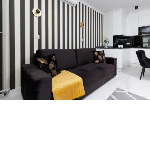 Mennica Residence - City Center Apartments by Noclegi Renters