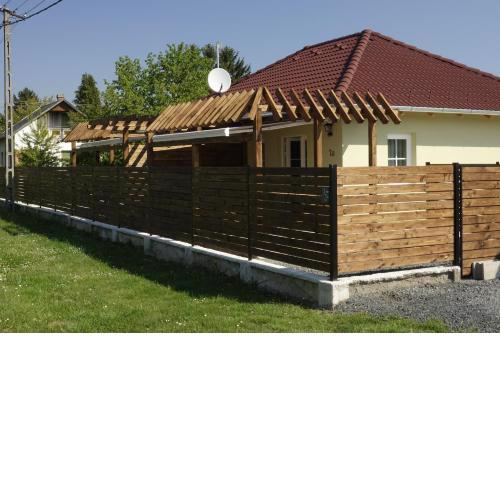 Mesteri Apartman 1A-B