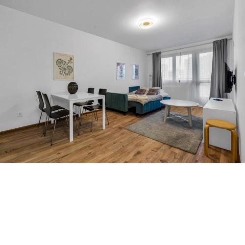 Metro Bemowo Comfort Studio