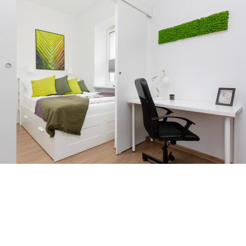 Metro Młynów Warsaw Wola Apartment Długosza by Noclegi Renters