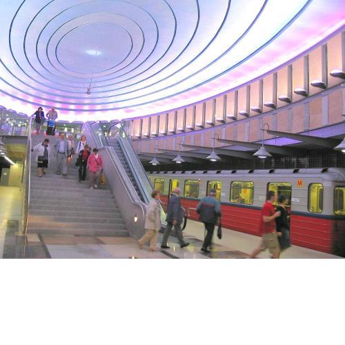 Metro Plac Wilsona Apartment