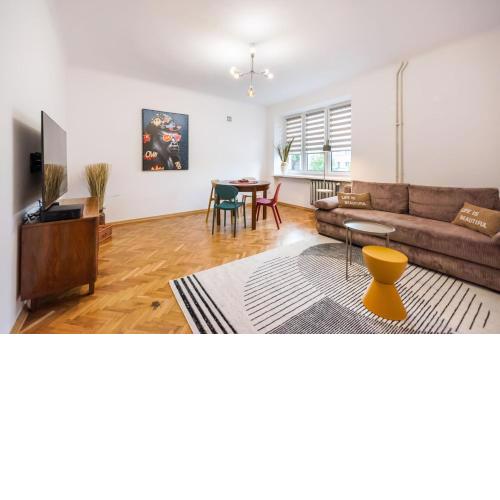 Metro Plac Wilsona Etno Apartament