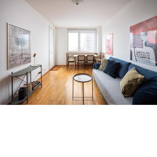 Metro Plocka Comfort Apartment