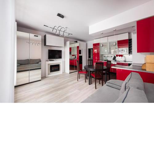 Metro Wawrzyszew 2-Bedroom Apartment