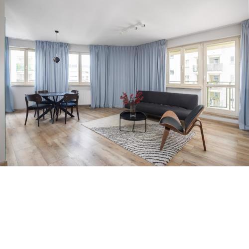Metro Wilanowska Apartment with SPA