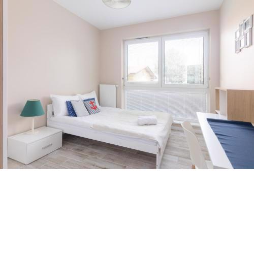 Metro Wilanowska Comfortable Apartment