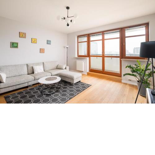 Metro Wilanowska Deluxe Apartment