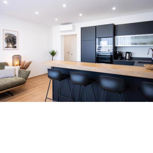 MH Living - 39 - Scandinavian Living Dream in Center