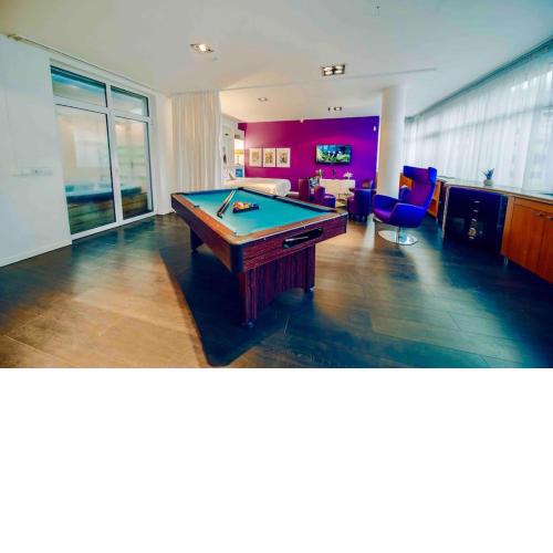 Miami Lovely romantic Garden apartment with whirlpool
