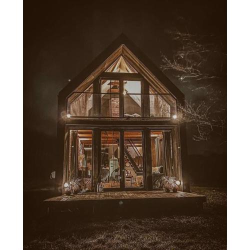 Między Olchami domek nad jeziorem. Noclegi całoroczne. Cisza, spokój.