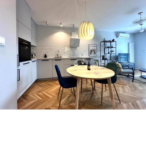Mieszczańska 25 Apartment - Self check-in 20h - parking & lift