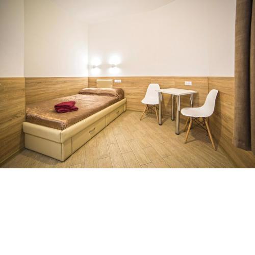 Mini Economy apartments - Chornovola Avenue - 2 minutes to the Opera House