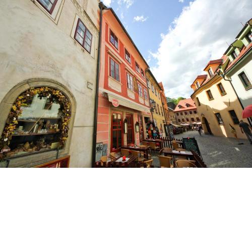 Mini Hotel Abraka & Apartments