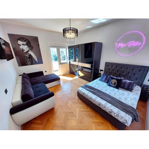 Mini Palais - Beachfront, 5 min center, terrace