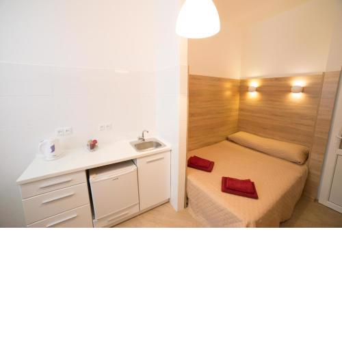 Mini-Smart economy apartment on Saint Teodor 5