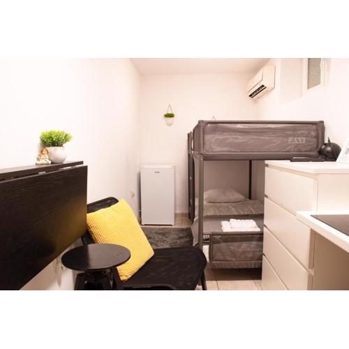 Miniscule Condo w Ensuite Bathroom