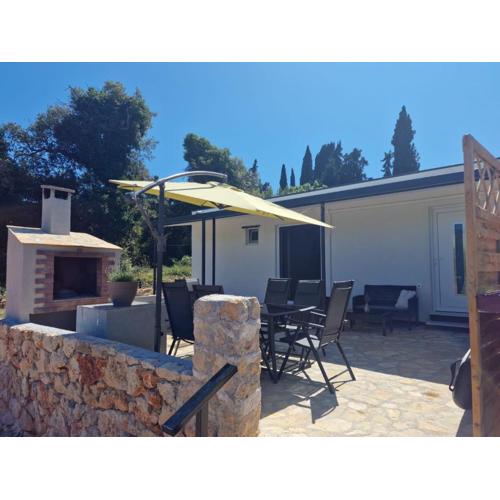 Mint-vacation house