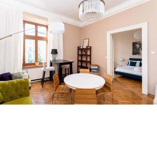 Miodowa Heart of Cracow Apartment