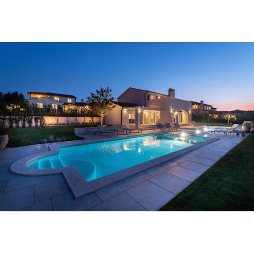 Mirana Luxury Villas