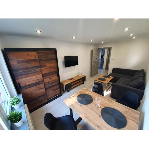 M&K Center Apartment