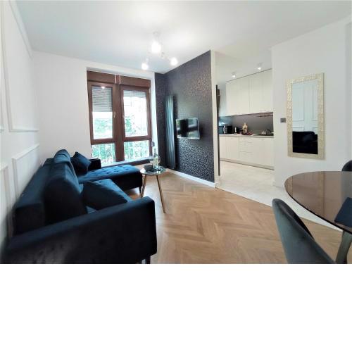 MKI Apartments - Chmielna 73 C B&B Warsaw City Center Apartment