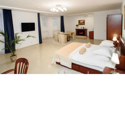 M&M Aparthotel