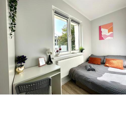 MMRent Mary's Room