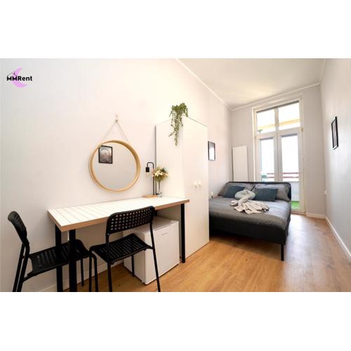 MMRent Shipyard Room