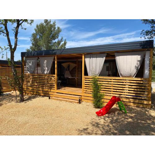 Mobile Home Saky, Biograd na Moru