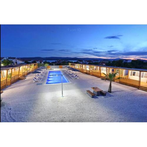 Mobilheim Camping 6 Personen Pool am Meer