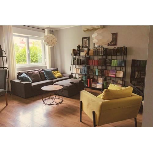 Modern and Elegant Apartment in a Quiet Part of Pula