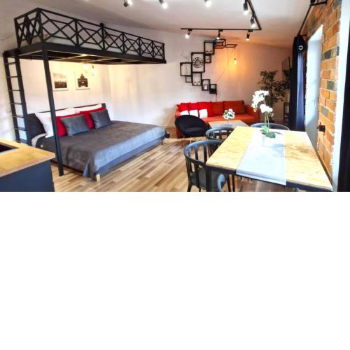 Modern APARTMENT ARIZONA STUDIO OLD TOWN Dietla balcony