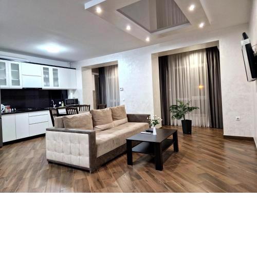Modern apartment on Belvedere