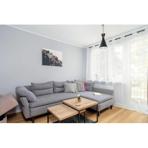 Modern Apartment Poznań Jaworowa Perfect for Remote Work by Noclegi Renters