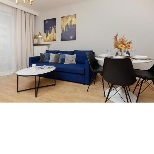 Modern Apartment with Balcony Mokotów Business Centre by Noclegi Renters